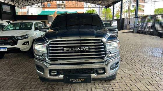 RAM 3500 6.7 I6 TURBO DIESEL LIMITED LONGHORN CD 4X4  AUTOMÁTICO